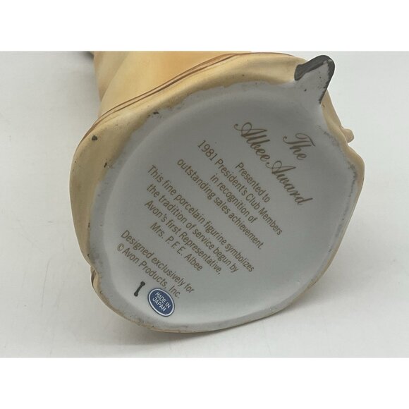 Avon VTG 1981 President s Club Albee Award Porcelain Figurine 10 Tall Japan - Picture 14 of 16